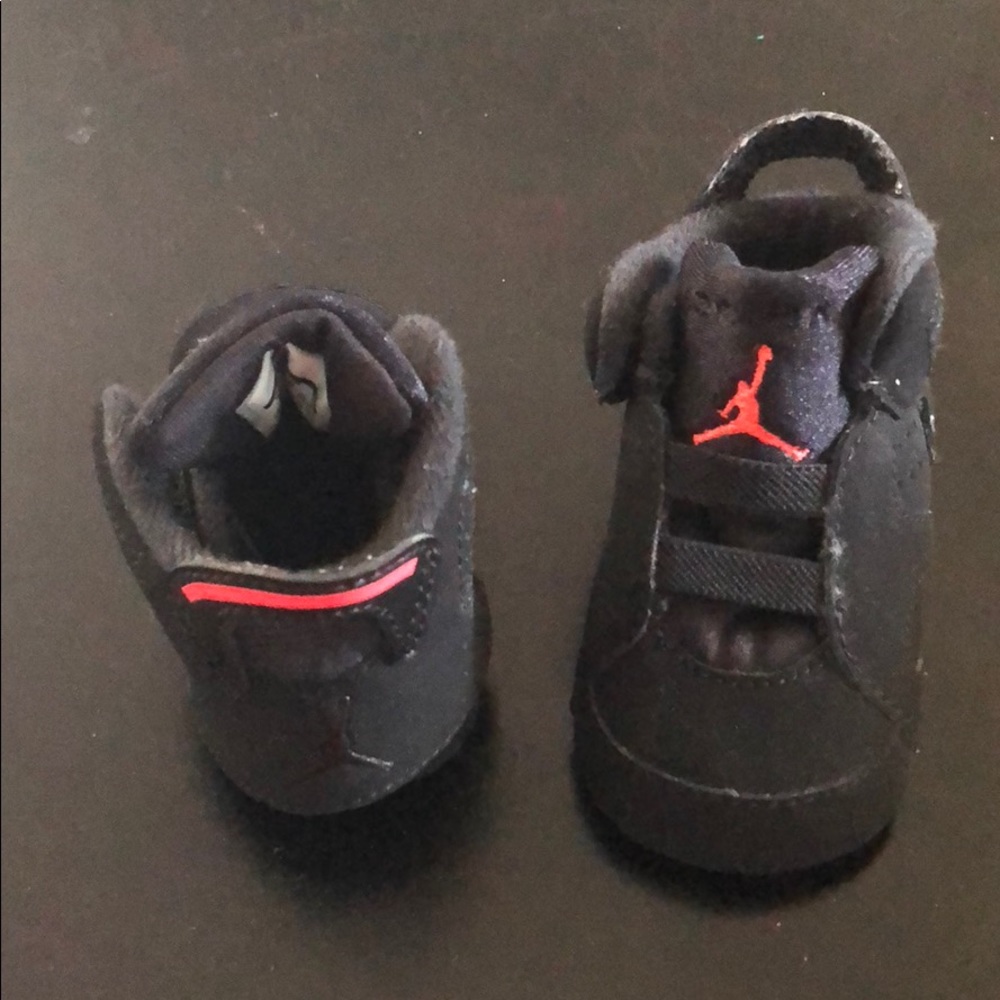 Jordan 6 Retro Gift Pack